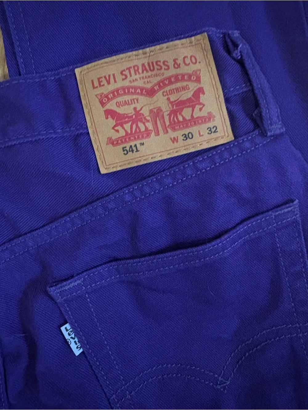 EUC Levis 541 Purple Jeans Mens 30 x 32 Rare Bright Button & Zipper Fly